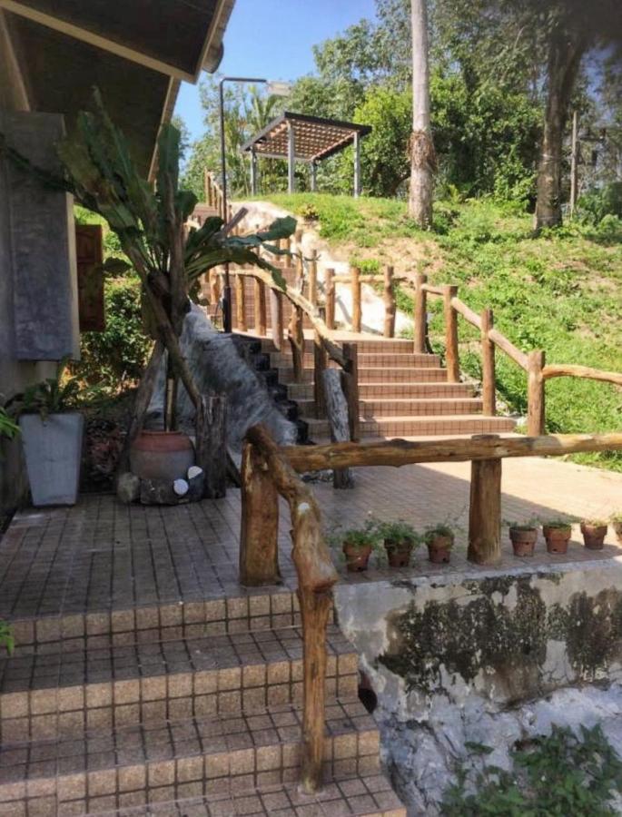 Rinna Resort Ko Mook Esterno foto